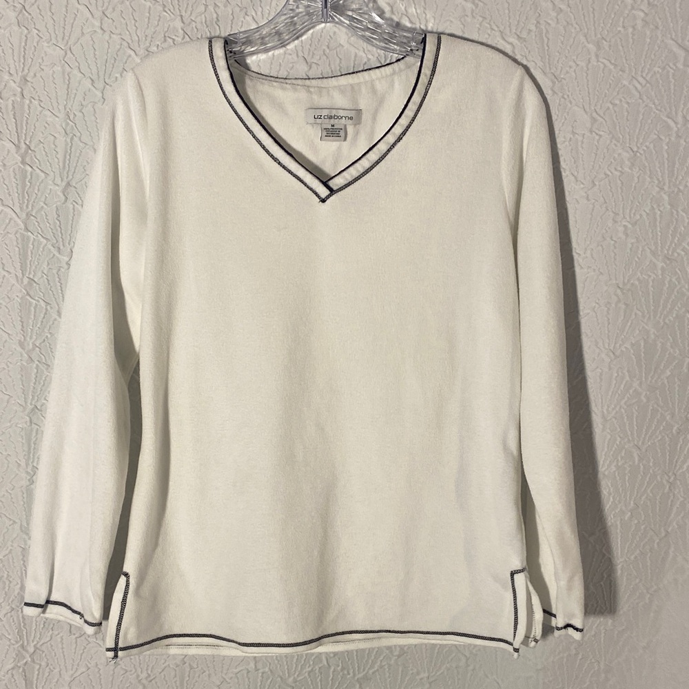 Liz Claiborne Cream V-Neck Top with Black Accents Incredible SOFT Preppy Neat